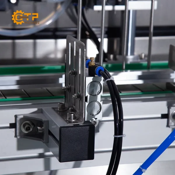 Máy Chiết Rót Tinh Dầu 4 Vòi Bơm Nhu 7 may chiet rot tinh dau 4 voi bom nhu 3