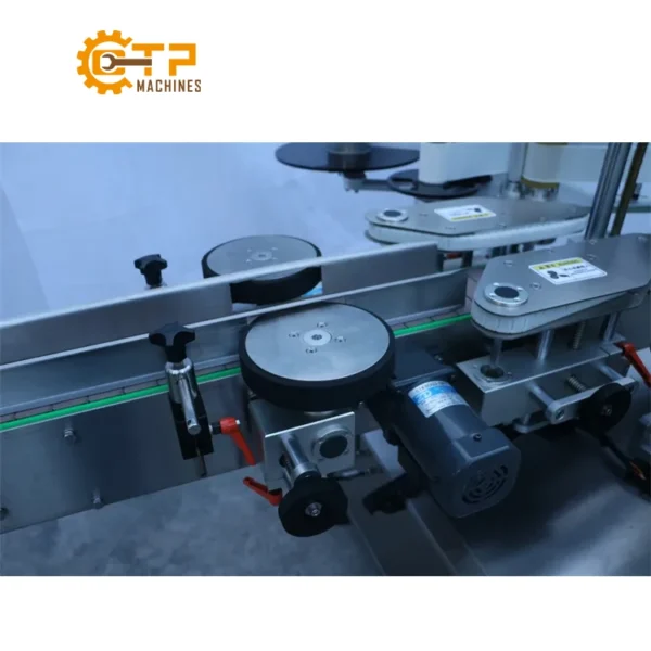 Máy Chiết Rót Và Siết Nắp Chai Xịt 3 In 1 Tự Động Dạng Xoay 10 may chiet rot va siet nap chai xit 3 in 1 tu dong dang xoay 2