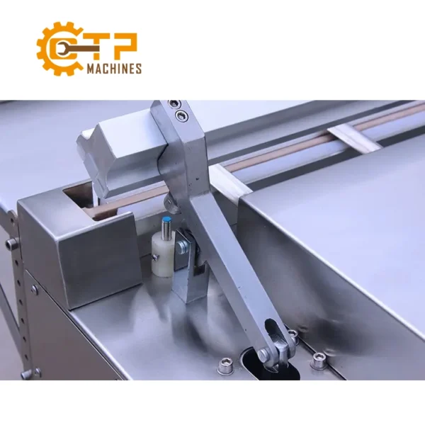 may hut chan khong va thoi khi dzq 600e0 1