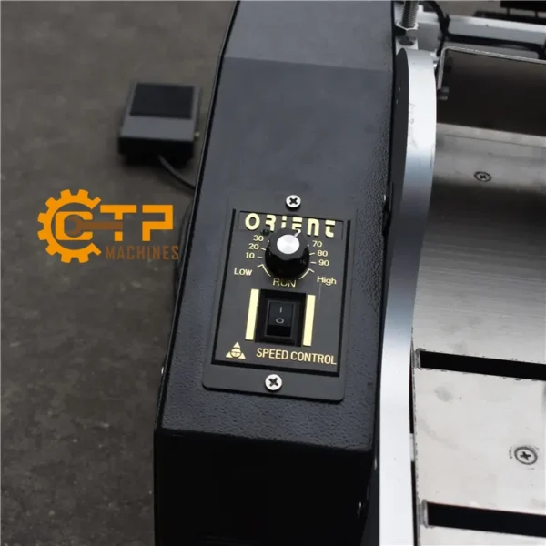 Máy Dán Decal Hồ Keo 9 may dan decal ho keo 3