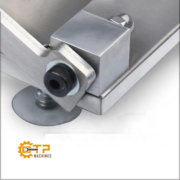 Máy Thái Thịt Đông Lạnh Cầm Tay ST-200 13 Dễ dàng vận hành và sử dụng