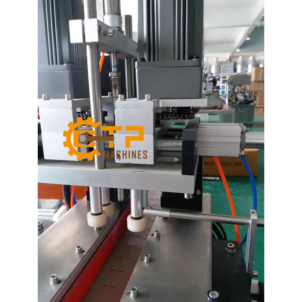 Máy Xoáy Nắp Chai Tự Động Khí Nén 7 Dễ dàng vận hành và sử dụng