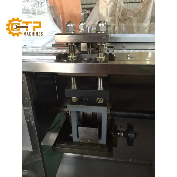 Máy Đóng Gói Vỉ Thuốc Dạng Lỏng DPB-140 8 may dong goi vi thuoc dang long dpb 140 2