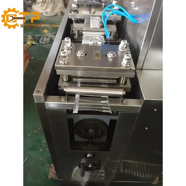 Máy Đóng Gói Vỉ Thuốc Dạng Lỏng DPB-140 10 may dong goi vi thuoc dang long dpb 140 4